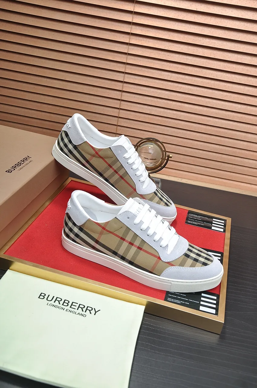 Men's shoes💰480💶[Burberry] (cowhide lining) classic low-top sneakers｜Imported cowhide with classic plaid fabric｜Cow leather lining｜Original outsole｜Fine workmanship and comfortable to wear Size: 38-44 (customized at 45)